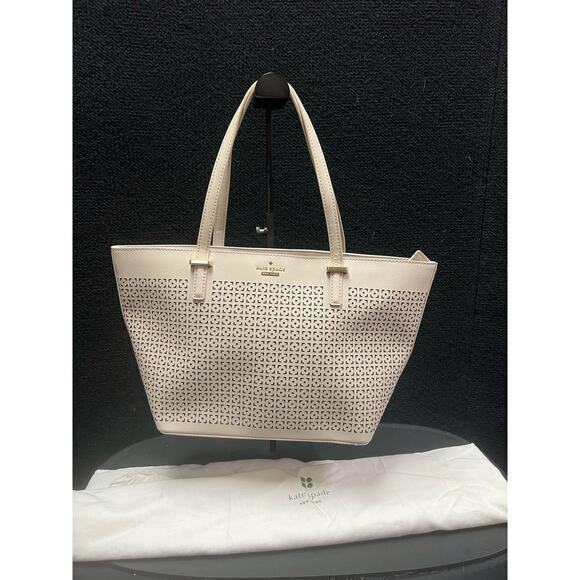 Kate Spade Mini Harmony Cedar Street‎ Tote Bag Perforated Crisp Linen - Picture 2 of 8